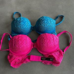 (2) Victoria’s Secret Very Sexy Push Up Bras